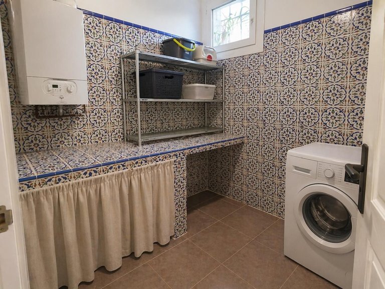Villa for Sale in Dos Hermanas, Malaga 8