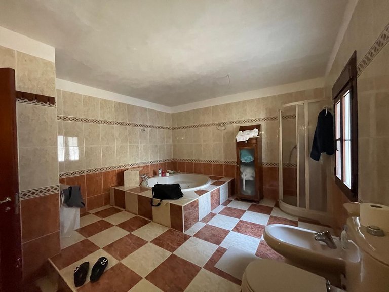 Villa for Sale in Torremuelle, Malaga 18