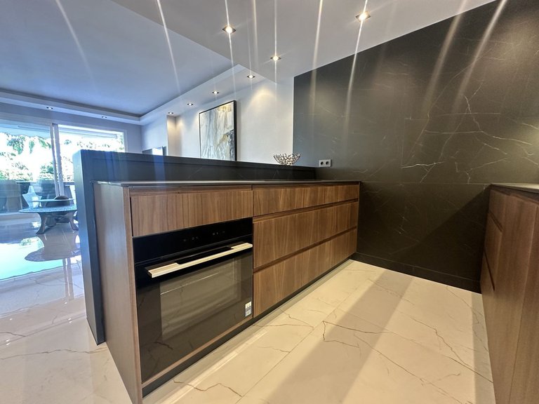 Apartment for Sale in Marbella, Malaga 15