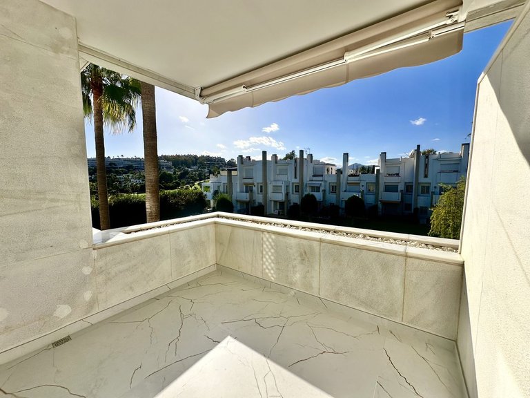 Apartment for Sale in Marbella, Malaga 37