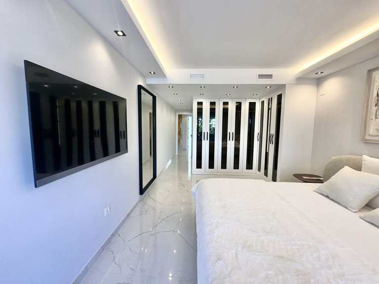 Apartment for Sale in Marbella, Malaga 47