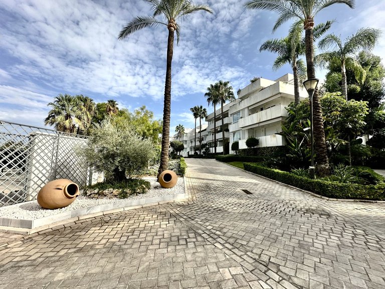 Apartment for Sale in Marbella, Malaga 65