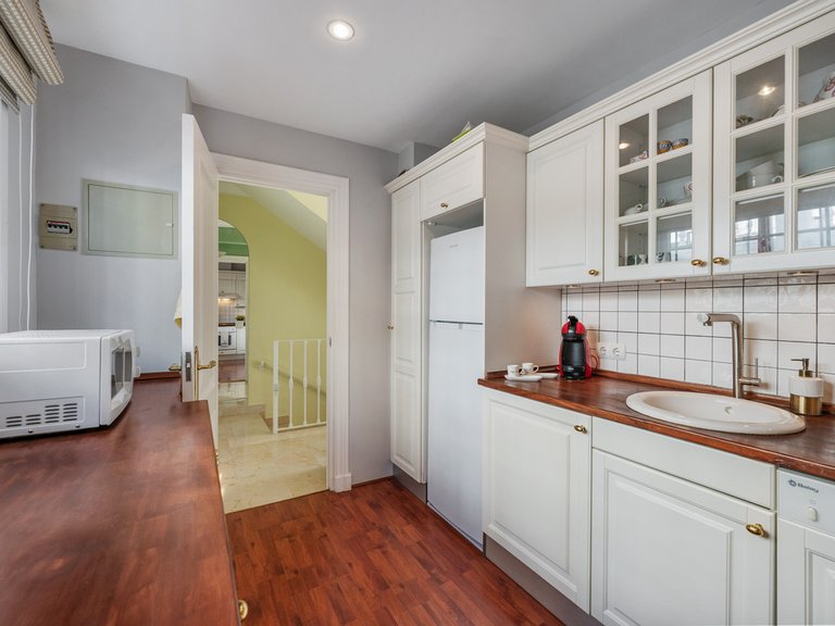 Villa for Sale in Nueva Andalucía, Malaga 10