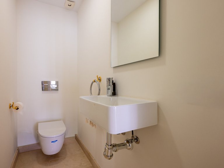 Villa for Sale in Nueva Andalucía, Malaga 36
