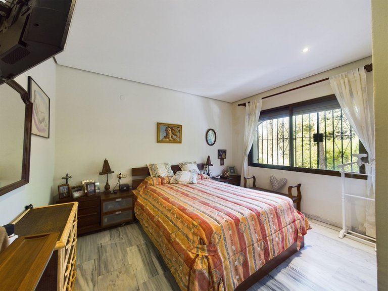 Apartment for Sale in Elviria, Malaga 11
