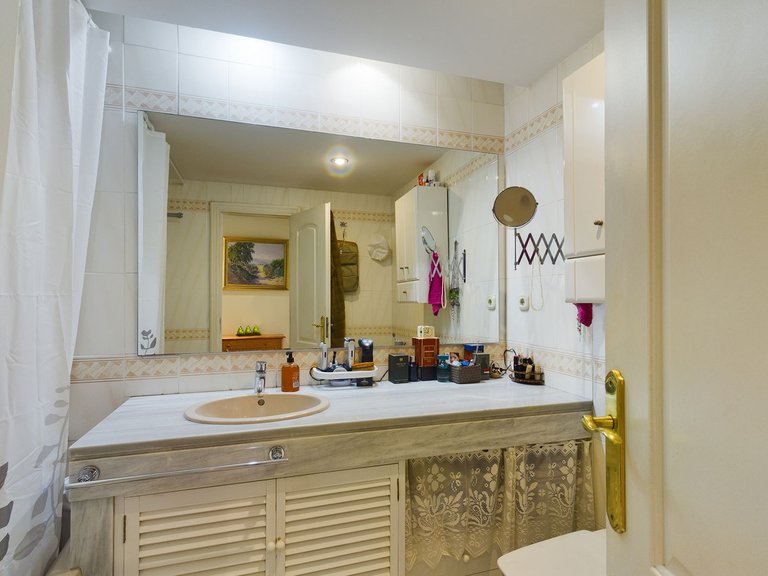 Apartment for Sale in Elviria, Malaga 18