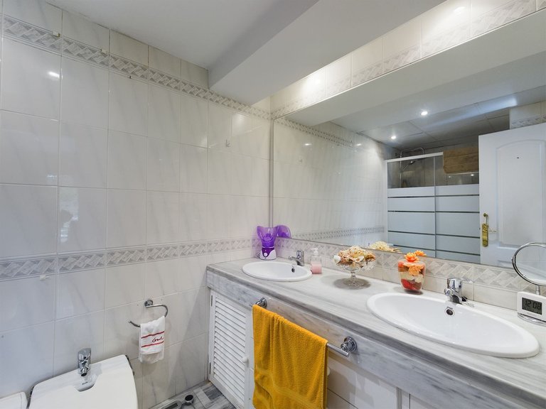 Apartment for Sale in Elviria, Malaga 19