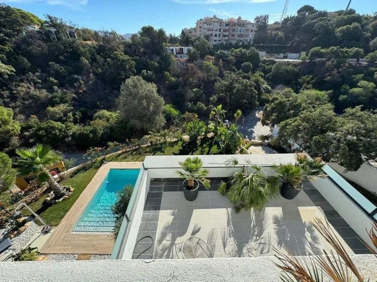 Villa for Sale in Elviria, Malaga 19