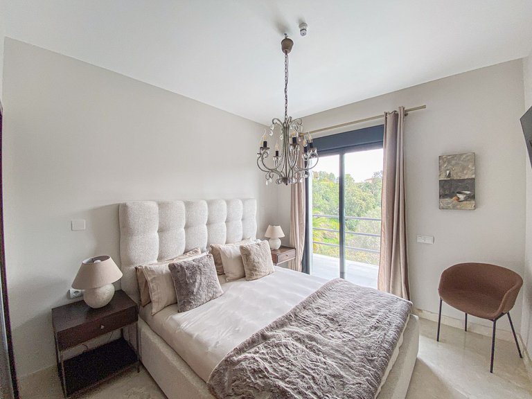 Villa for Sale in Elviria, Malaga 26