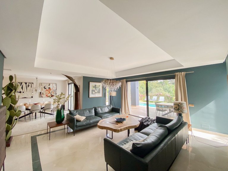 Villa for Sale in Elviria, Malaga 4