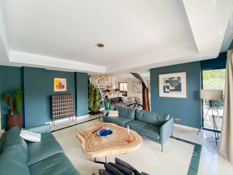 Villa for Sale in Elviria, Malaga 5