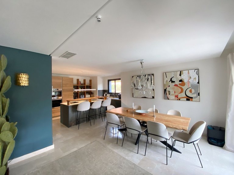 Villa for Sale in Elviria, Malaga 6