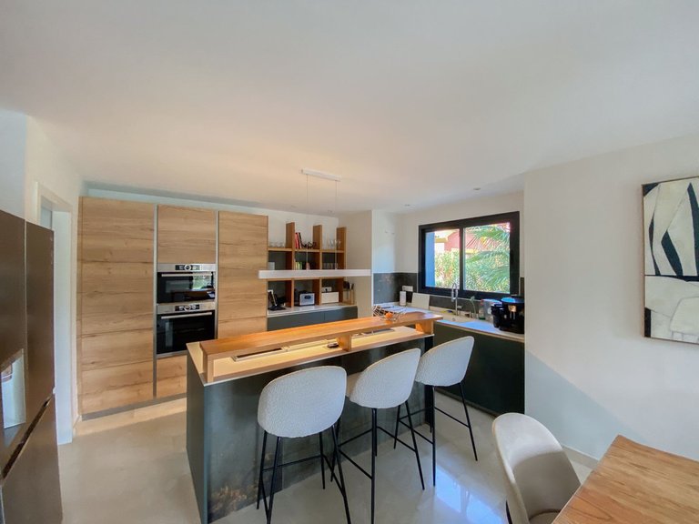 Villa for Sale in Elviria, Malaga 7