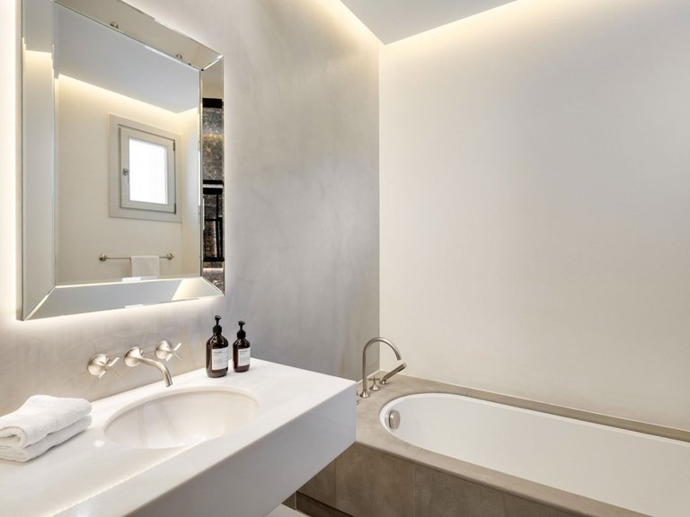 Villa for Sale in Benahavís, Malaga 21