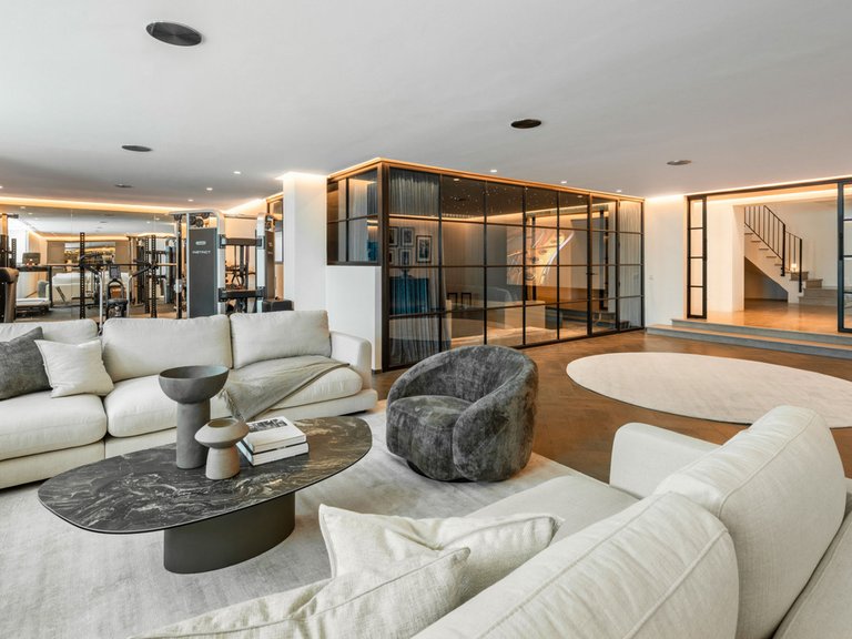 Villa for Sale in Benahavís, Malaga 33