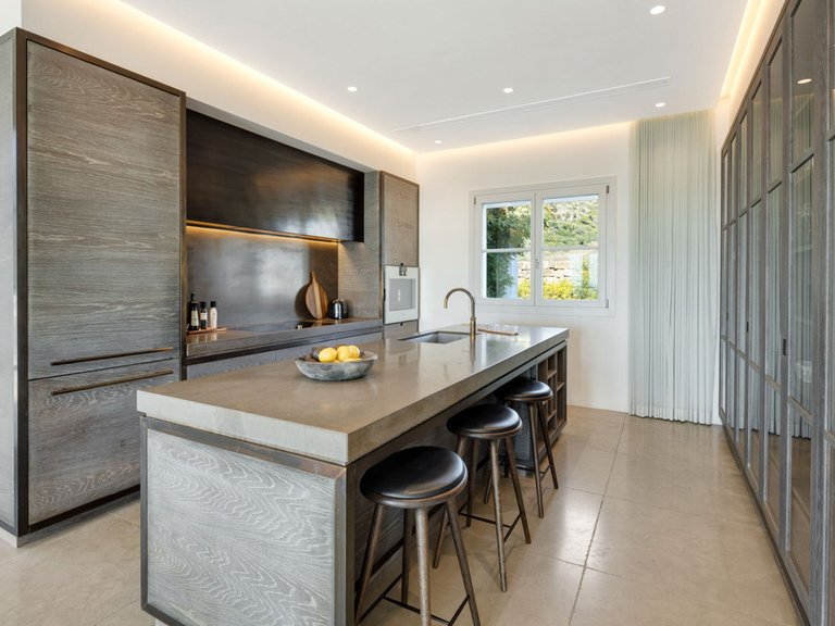 Villa for Sale in Benahavís, Malaga 4