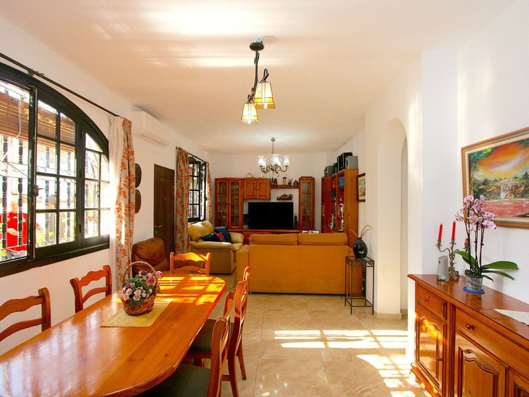 Apartment for Sale in Costa del Sol Fuengirola, Malaga 2