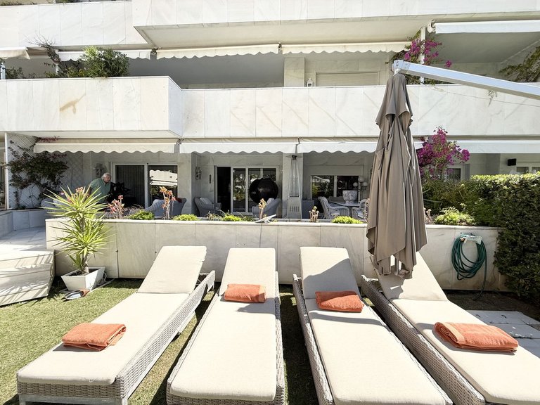 Apartment for Sale in Puerto Banús, Malaga 10