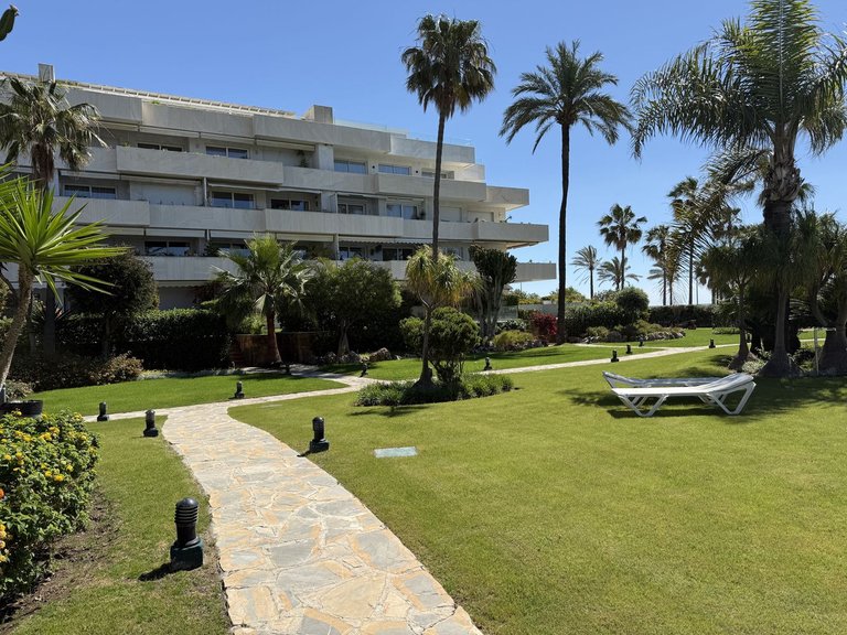 Apartment for Sale in Puerto Banús, Malaga 31