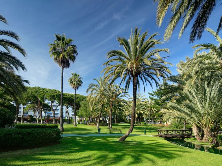 Apartment for Sale in Puerto Banús, Malaga 22