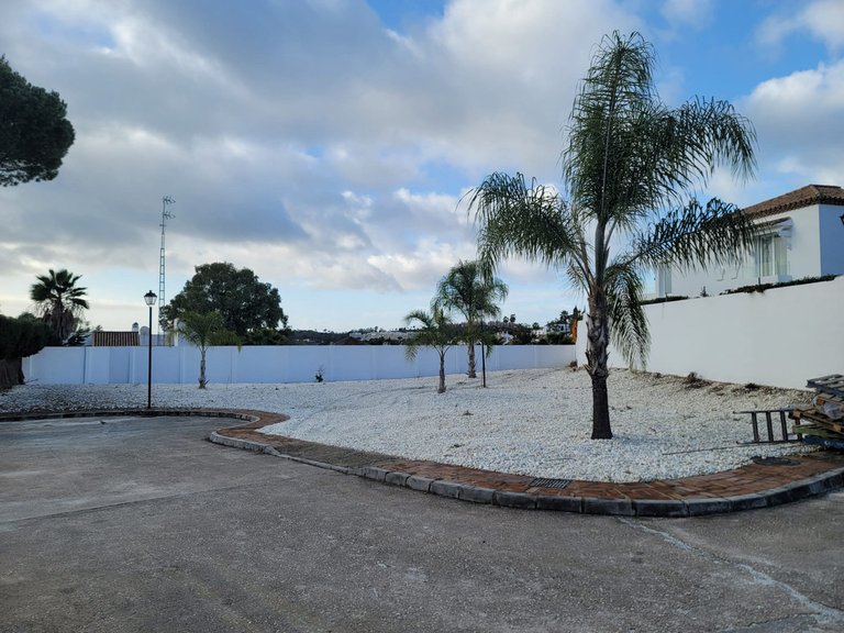 Plot for Sale in Nueva Andalucía, Malaga 5
