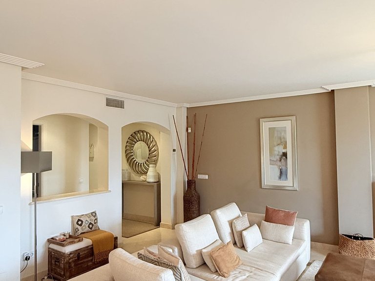 Apartment for Sale in Los Arqueros, Malaga 24