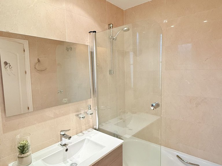 Apartment for Sale in Los Arqueros, Malaga 33
