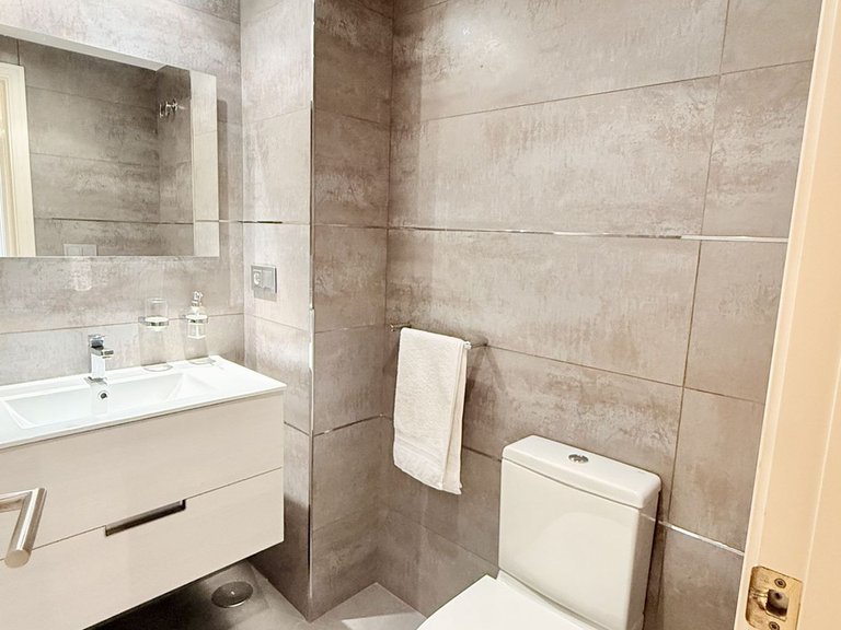 Apartment for Sale in Los Arqueros, Malaga 38