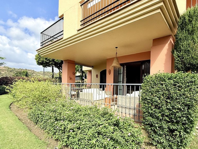 Apartment for Sale in Los Arqueros, Malaga 42