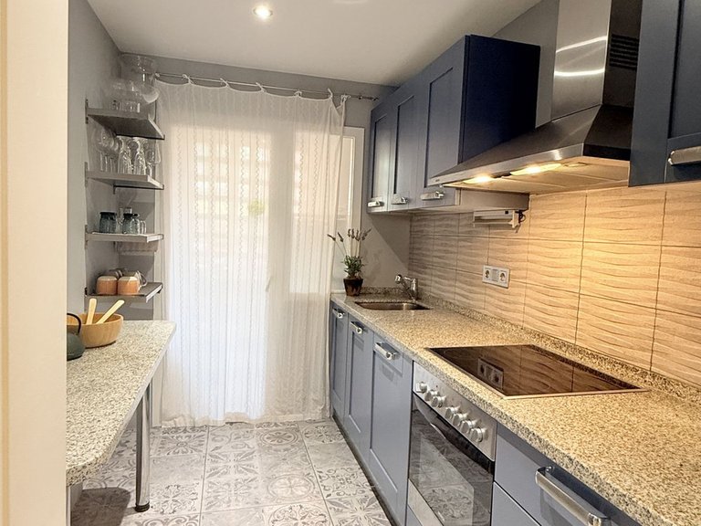 Apartment for Sale in Los Arqueros, Malaga 5