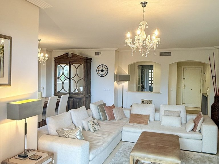 Apartment for Sale in Los Arqueros, Malaga 8