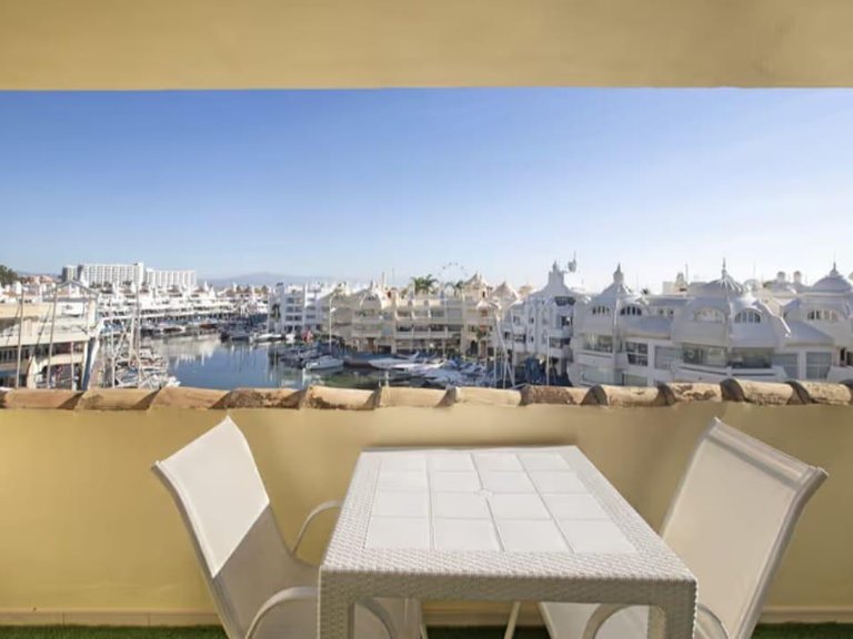 Apartment for Sale in Benalmadena, Malaga 11