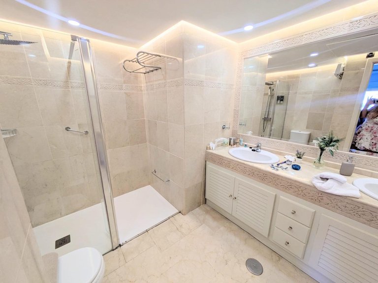 Apartment for Sale in Benalmadena, Malaga 12