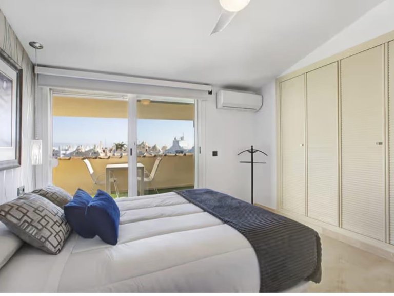 Apartment for Sale in Benalmadena, Malaga 17