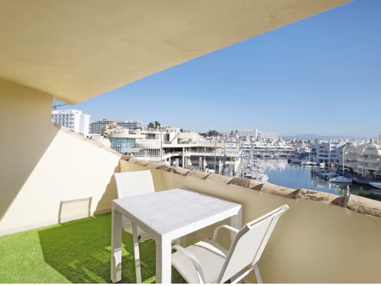 Apartment for Sale in Benalmadena, Malaga 18