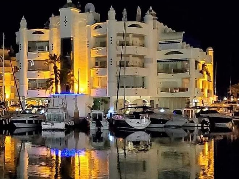 Apartment for Sale in Benalmadena, Malaga 27