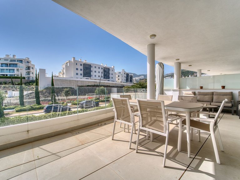 Apartment for Sale in Higueron, Malaga 1