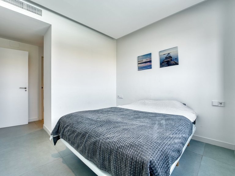 Apartment for Sale in Higueron, Malaga 13