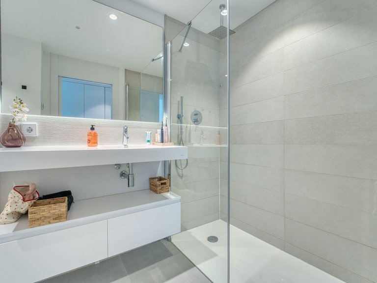 Apartment for Sale in Higueron, Malaga 18