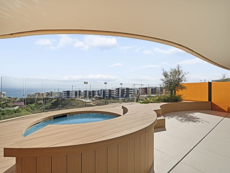 Apartment for Sale in Fuengirola, Malaga 1