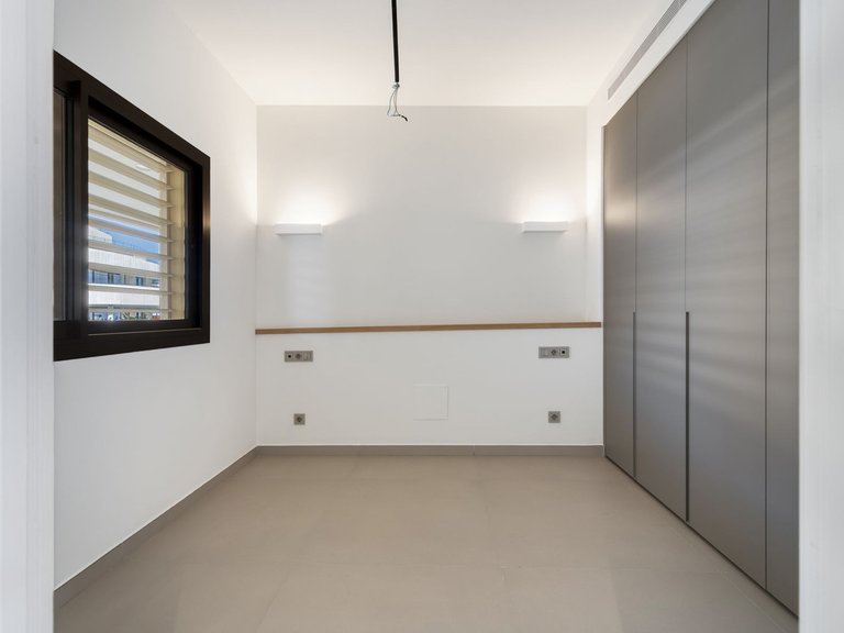 Apartment for Sale in Fuengirola, Malaga 17