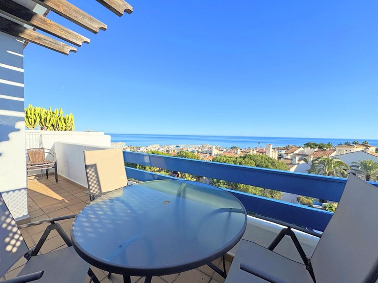 Apartment for Sale in La Duquesa, Malaga 1