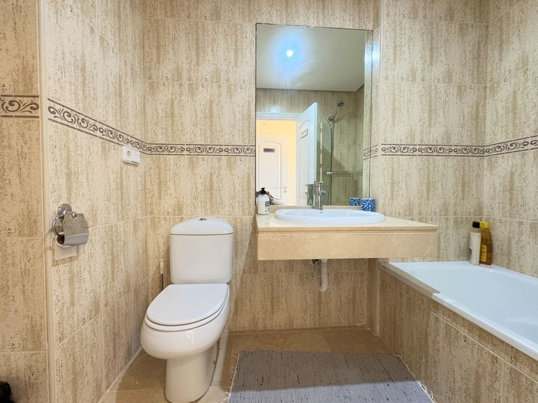 Apartment for Sale in La Duquesa, Malaga 27