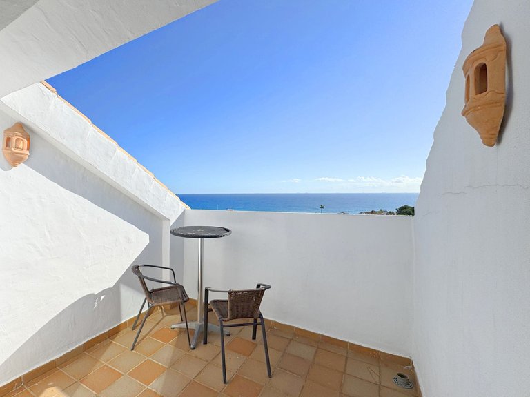 Apartment for Sale in La Duquesa, Malaga 32
