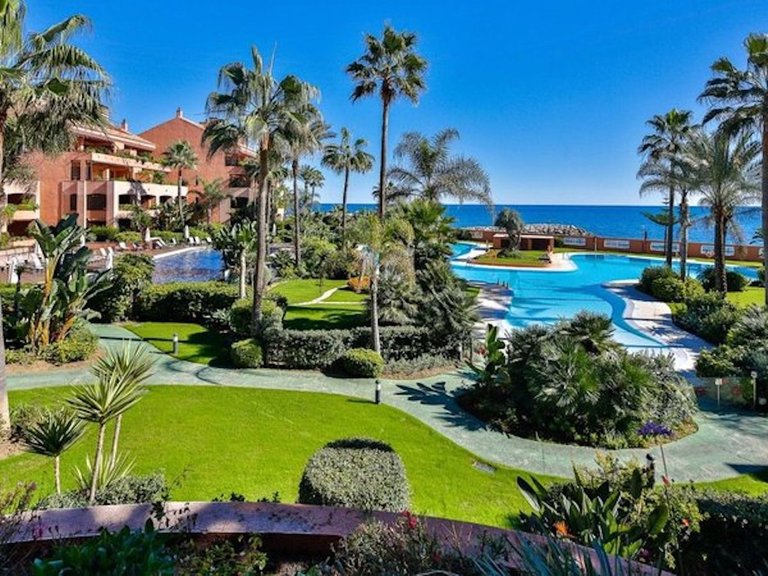 Apartment for Sale in Puerto Banús, Malaga 21