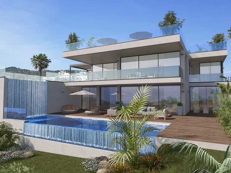 Villa for Sale in Cabopino, Malaga 2