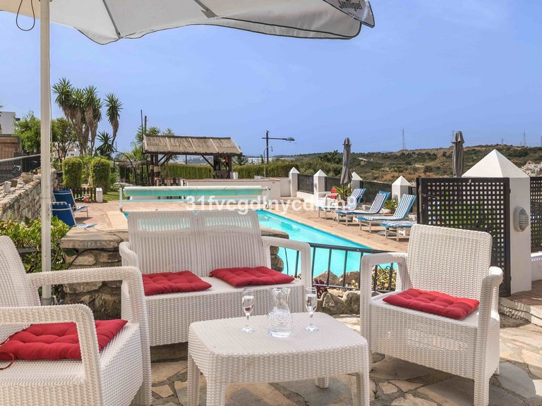 Villa for Sale in Estepona, Malaga 24