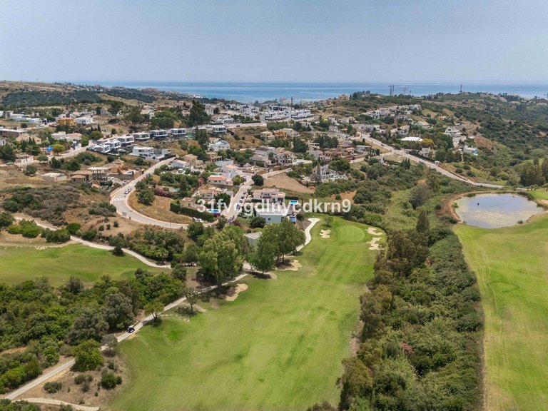 Villa for Sale in Estepona, Malaga 7
