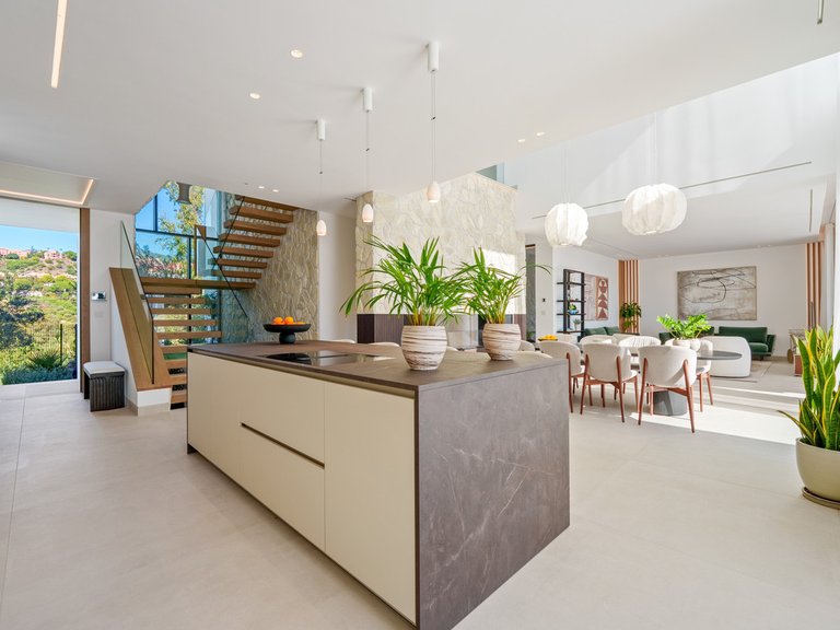 Villa for Sale in La Quinta, Malaga 27