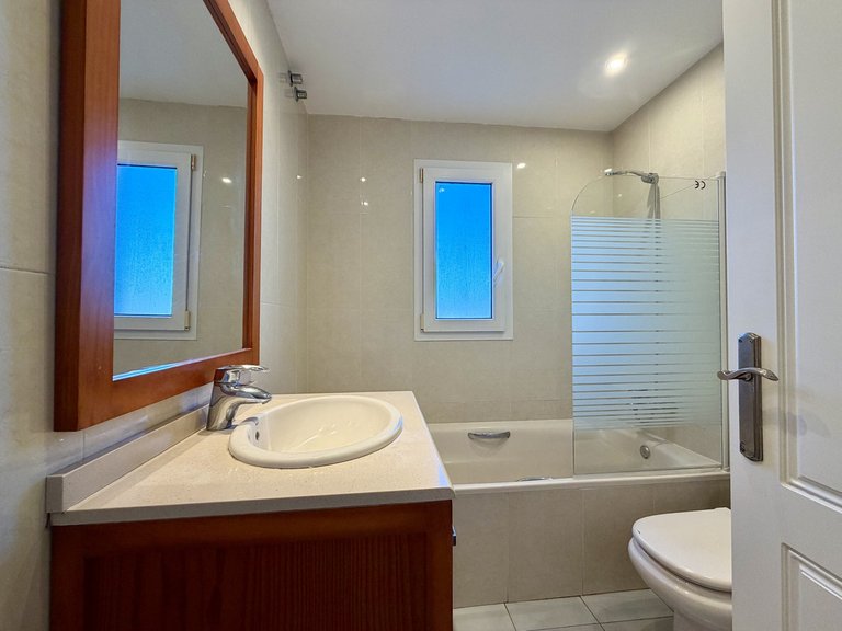 Apartment for Sale in Estepona, Malaga 16
